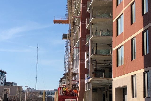 external chute from chutes international